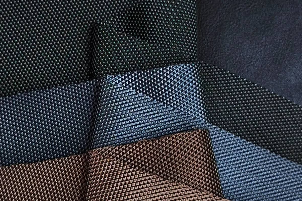 Camadas do laminado composto: superfície, estrutural e núcleo